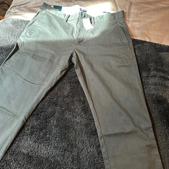 NEW WITH TAGS J. Crew slim chino black 31x30 size 31 - Picture 1 of 3